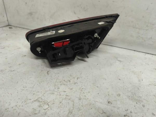 FEU ARRIERE GAUCHE AUDI A3 3-PORTE - Vue 2